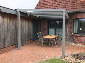 Freistehende Terrassenüberdachung